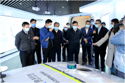 佛山市市长朱伟率队视察指导尊龙凯时环境复工抗疫工作，多款环卫消毒设备助力全国抗疫获赞！